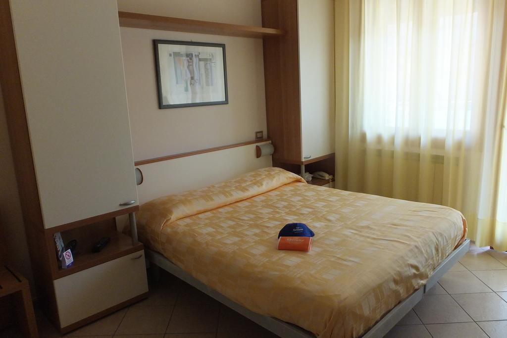 Hotel Nettuno Sottomarina Pokoj fotografie